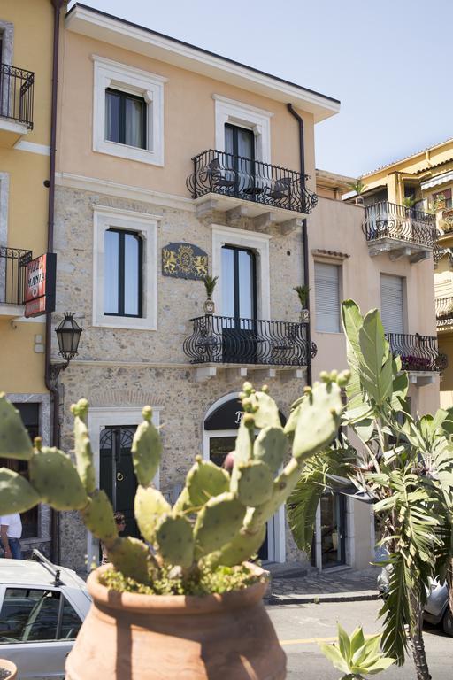 I Due Grifoni Studio Flat Taormina Eksteriør bilde